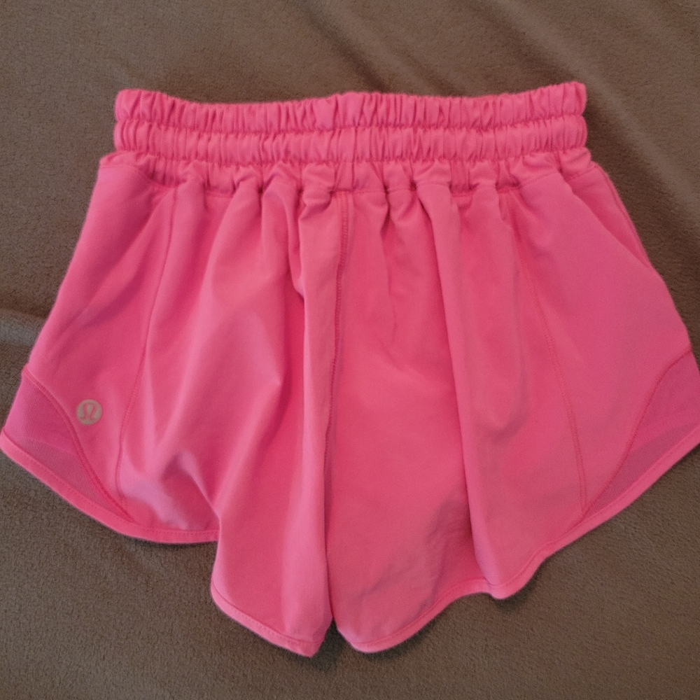 Lululemon Hotty Hots Barbie Pink